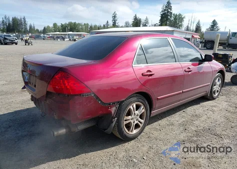 2006 Honda Accord 2.4 Ex z USA, uszkodzony, nr VIN 1HGCM56756A140388